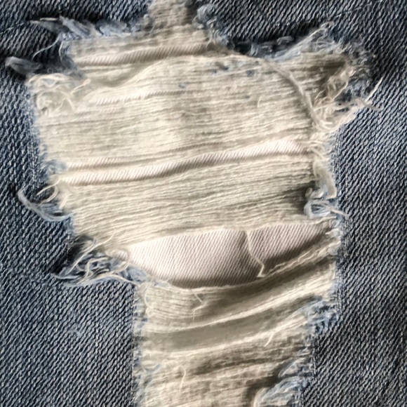 Guess Skinny Ankle Jeans - Picture 3 of 3